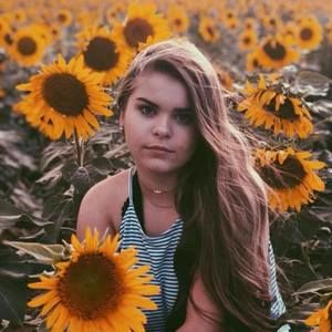 Meet your Posher, Annie